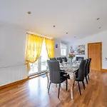 *Rd98Bl* For Your Most Relaxed & Cosy Stay + Free Parking + Free Fast Wifi *