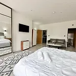 Cute, Stylish 1 Bedroom Leeds City Apartment