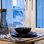 Kirkgate Suites - Majestic City Centre Apartment