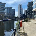 Leeds Dock Apartment