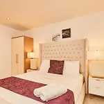 Modern Deluxe Leeds Dock Apartment Free Secure Parking