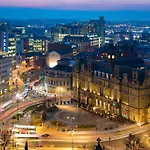 3 Bed Cozy Apartment - Next To Leeds City Centre & University