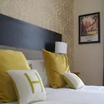 Haley\'S Hotel