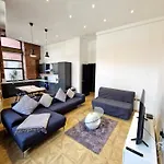 Aire Apartments New York Styled Luxury Apartments