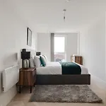 Beautiful 2 Bed Apartment In A Converted Mill