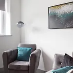 Cosy 1 Bedroom Apartment In Leeds