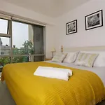 Live In Leeds Millenium Square Apartment