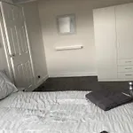 Cheerful 3 Bedroom Townhouse