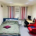 Dengenzy House