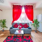 *G11H* For A Cosy Luxurious Lovely Stay + Free Parking + Free Fast Wifi Perfect For Work Or Pleasure*