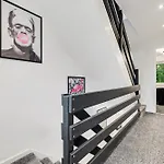 Luxury City Centre Home With Free Parking