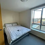 2 Bed Duplex Apartment In Leeds City Centre