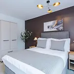 2 Bedroom Apartment Leeds City Centre