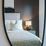 2 Bedroom Apartment Leeds City Centre