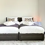 4 Hills Properties - Everest