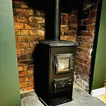 Close To Leeds Centre - The Snug Apartment