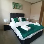 Elegant 1Bed Apt In Leeds City Centre