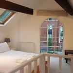 Charming Cottage Central Leeds Close To Lgi