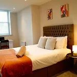 Spacious Leeds City Centre Apartment, Netflix,Fast Wifi,Coffee Machine