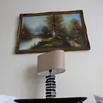 Mother-In-Law Guest House Hotel Leeds