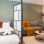 2-3 Bedroom Apartment- Long Term Stay Rates- Contractors-Professionals