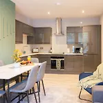 2 Bed - Long Term Stay Rates- Contractors-Professionals-Relocation