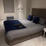 Central Leeds - Stylish Apartment