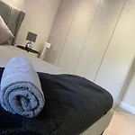 Central Leeds - Cozy Intimate Apartment