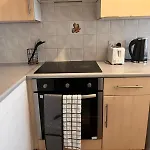 One Bedroom Apartment- Bec Chambers Ls
