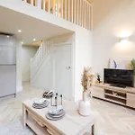 Host & Stay - Athenaeum House
