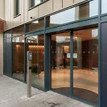 Balinese Escape, 2Bed 2Bath, Leeds Center & Stadium 10 Mins