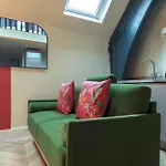 Leeds Central Deluxe - Rose Platinum Properties