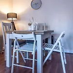 2Br Apartment In The Heart Of Leeds City Centre
