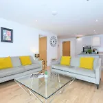 2-Bedroom With 2 En-Suite - Leeds City Centre With Underground Parking