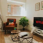 2Bed Apt In Leeds City Centre