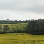1 Hillside Cottages