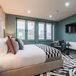 Luxury Aparthotel Suites In The Heart Of Leeds