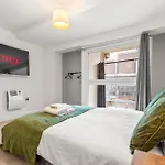 Leeds Centre Modern Luxury Duplex 2-Bedroom Apartment