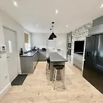 Holdsworth House Apartments