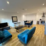 2 Bed Duplex With En-Suite 5 Mins Walk From City Centre