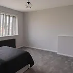 Modern 3 Bed Duplex Apartment