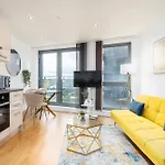 Leeds Apartment-Juliet Balcony