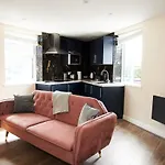 Stylish Stay In The Heart Of Leeds