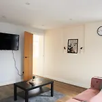 Stylish Stay In The Heart Of Leeds