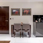 Mansio Suites The Headrow