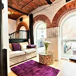 The Stables Apartment
