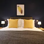 Heart Of Leeds City Centre Living - Sleeps 6
