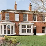 The Scott At Claremont Serviced Apartments