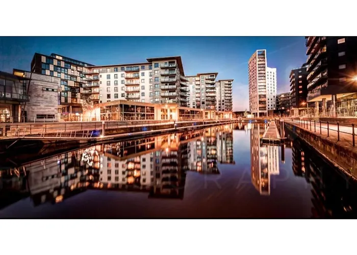 Modern Deluxe Leeds Dock Apartment Free Secure Parking