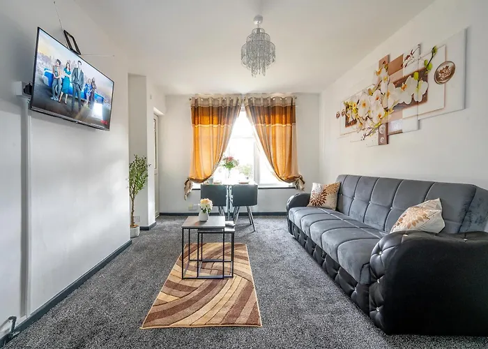 *Rb26S* For Your Most Relaxed & Cosy Stay + Free Parking + Free Fast Wifi *